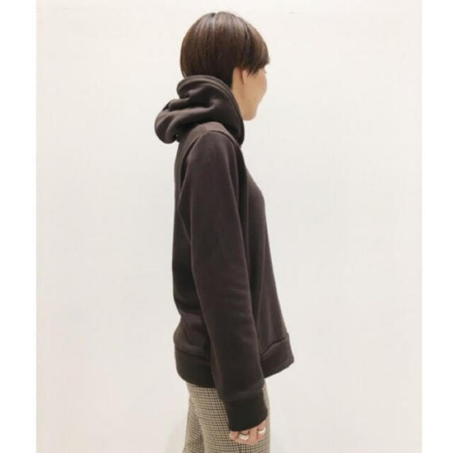 L'Appartement DEUXIEME CLASSE(アパルトモンドゥーズィエムクラス)のアパルトモン Lisière Comfort Parka パーカー ブラウン レディースのトップス(パーカー)の商品写真