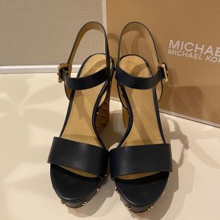 マイケルコース(Michael Kors)のMichael Kors ウェッジソール サンダル ネイビー(サンダル)