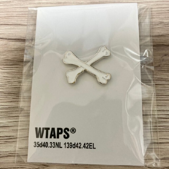 W)taps(ダブルタップス)のWtaps pins ダブルタップス ピンズ キーホルダー メンズのファッション小物(キーホルダー)の商品写真