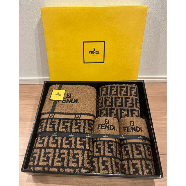 FENDI - FENDI☆タオルセットの通販 by ch05☆まとめ買いでお値引き有