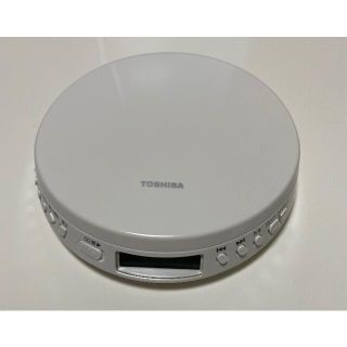 トウシバ(東芝)のTOSHIBA ポータブルCDプレイヤー(ポータブルプレーヤー)