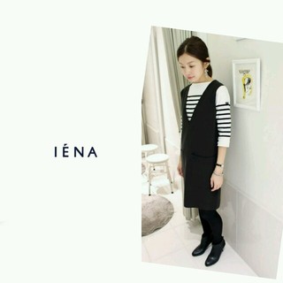 イエナ(IENA)の美品ミラノリブVネックワンピース　イエナ(ひざ丈ワンピース)