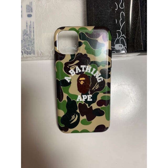 A BATHING APE(アベイシングエイプ)のA BATHING APE iPhone11スマホケース スマホ/家電/カメラのスマホアクセサリー(iPhoneケース)の商品写真