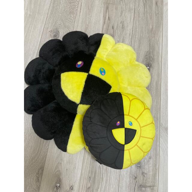 60cm×30cm ヒカル×村上隆コラボ フラワークッション 黄色×黒 - クッション
