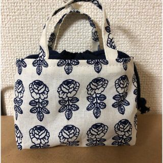 マリメッコ(marimekko)のととろ様専用　バック型ポーチ　マリメッコ   (ポーチ)