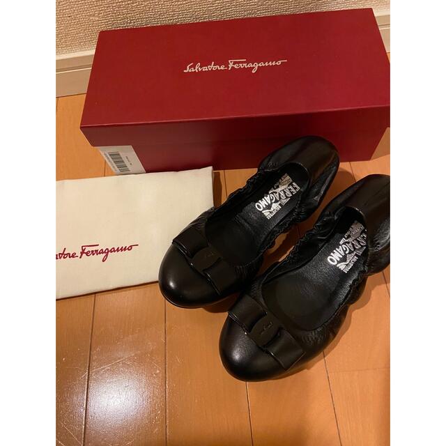 Salvatore Ferragamo(サルヴァトーレフェラガモ)のFerragamo バレエシューズ　美品 レディースの靴/シューズ(バレエシューズ)の商品写真