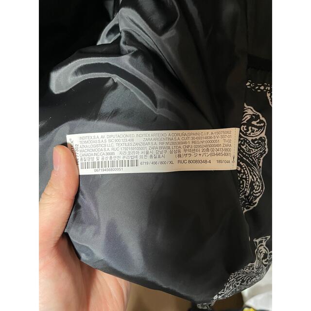 ZARA(ザラ)のXL ZARA ザラ バンダナ ペイズリー パフ ダウンジャケット　即完売品 メンズのジャケット/アウター(ダウンジャケット)の商品写真