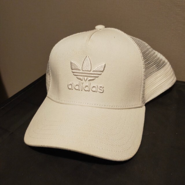 adidas(アディダス)のadidas originals 　キャップ メンズの帽子(キャップ)の商品写真