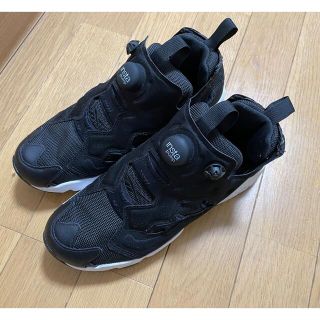 リーボック(Reebok)の【新品】Reebok インスタポンプフューリー ブラック/ホワイト(スニーカー)