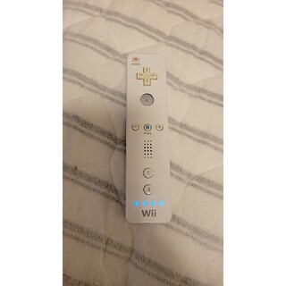 ウィー(Wii)のWii Wiiリモコン(家庭用ゲーム機本体)