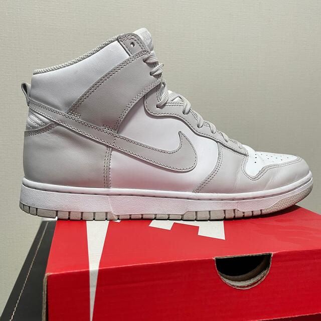 NIKE(ナイキ)のNIKE DUNK HIGH RETEO "VAST GREY" メンズの靴/シューズ(スニーカー)の商品写真