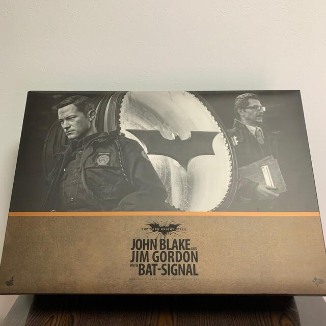 ホットトイズ ダークナイト バットマン ジムゴードン&ジョンブレイク