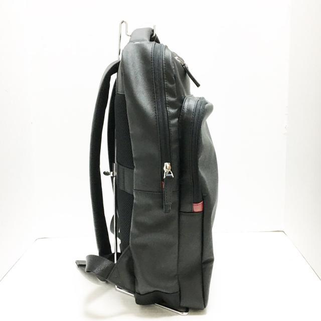 TAKEO KIKUCHI(タケオキクチ)のタケオキクチ リュックサック - 黒×レッド レディースのバッグ(リュック/バックパック)の商品写真