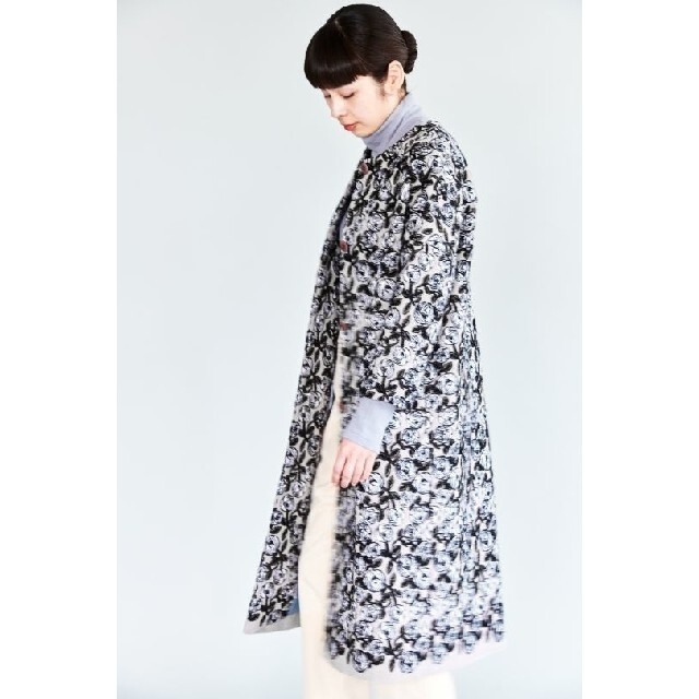 【shi様専用】人気完売。未使用。ミナペルホネンrosy刺繍コート36 【shi様専用】人気完売。未使用。ミナペルホネンrosy刺繍コート36
