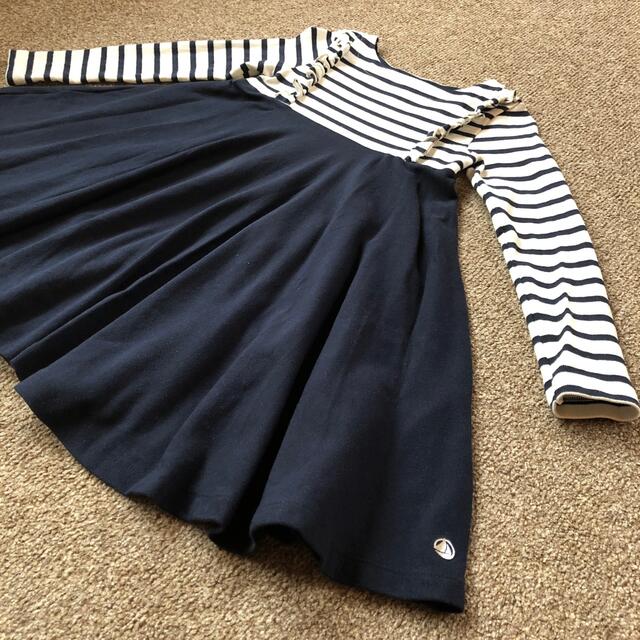 PETIT BATEAU(プチバトー)の専用☆プチバトー 大人気マリニエール切り替えワンピース キッズ/ベビー/マタニティのキッズ服女の子用(90cm~)(ワンピース)の商品写真