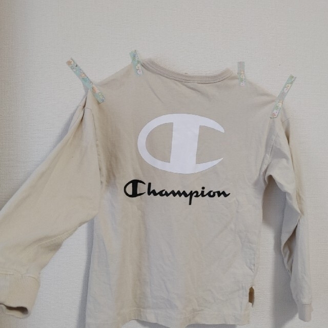 Champion(チャンピオン)のChampion　キッズ　バックプリントロンT　130cm キッズ/ベビー/マタニティのキッズ服女の子用(90cm~)(Tシャツ/カットソー)の商品写真