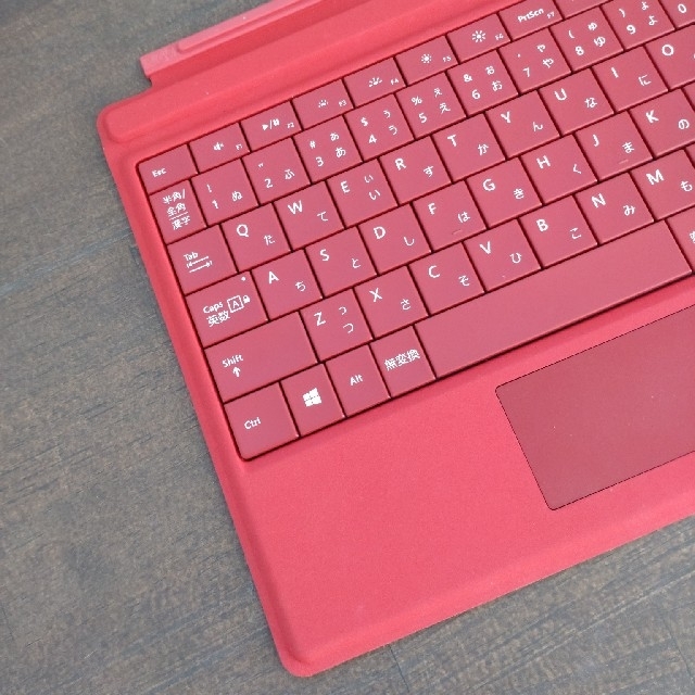 Microsoft(マイクロソフト)のMicrosoft　surface type cover Red　1654 スマホ/家電/カメラのPC/タブレット(PC周辺機器)の商品写真