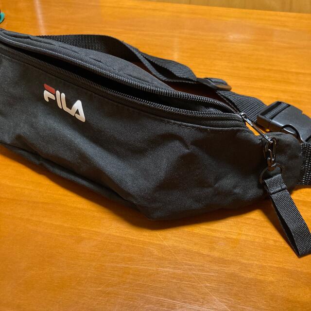 FILA(フィラ)のFILA ウエストポーチ レディースのバッグ(ボディバッグ/ウエストポーチ)の商品写真