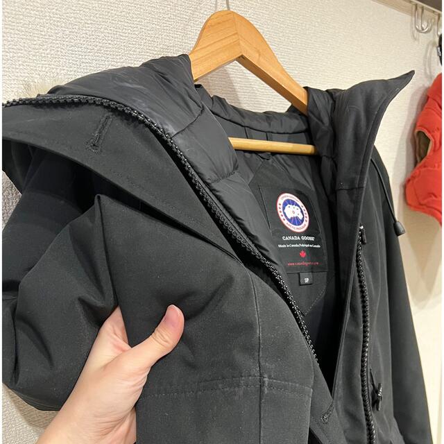 CANADA GOOSE(カナダグース)の【美品】カナダグース　シャーロット レディースのジャケット/アウター(ダウンジャケット)の商品写真