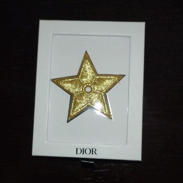 人気の Dior コスメ バッジ 特典 サンプルノベルティ saporeitaliano.cl