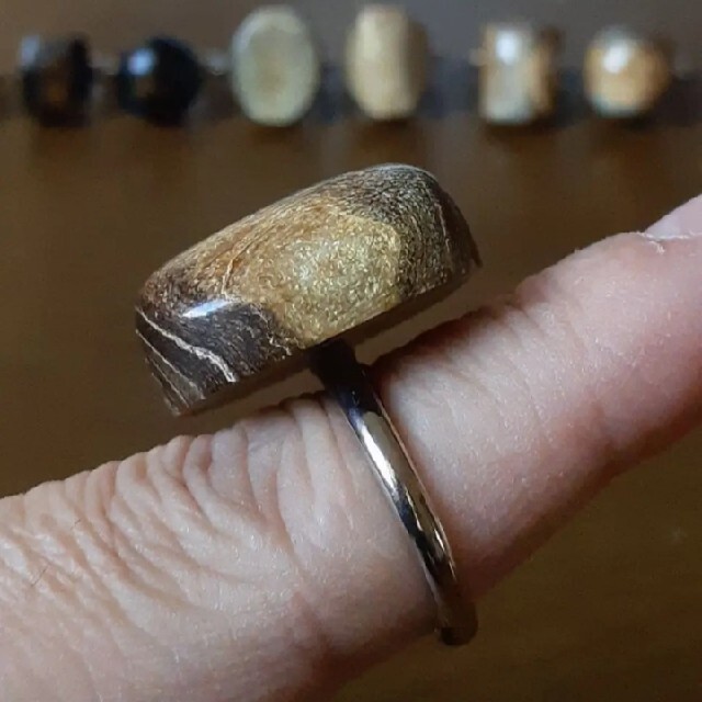 167.青珊瑚(レインボーコーラル)のリング レディースのアクセサリー(リング(指輪))の商品写真