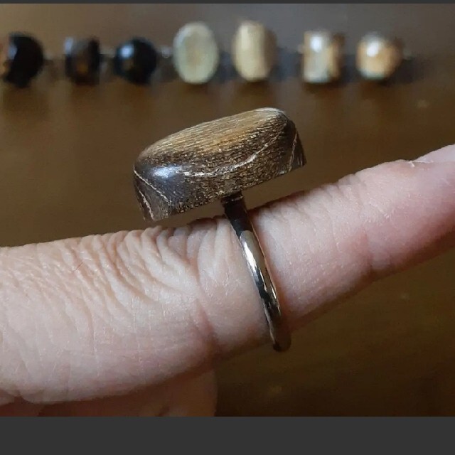 167.青珊瑚(レインボーコーラル)のリング レディースのアクセサリー(リング(指輪))の商品写真