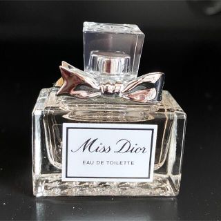 クリスチャンディオール(Christian Dior)のミスディオール オードゥトワレ ミニボトル 5ml ミニ香水(香水(女性用))