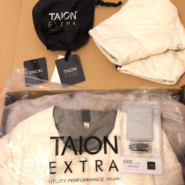 タイオンエクストラ ダウン ホワイトダウンジャケット