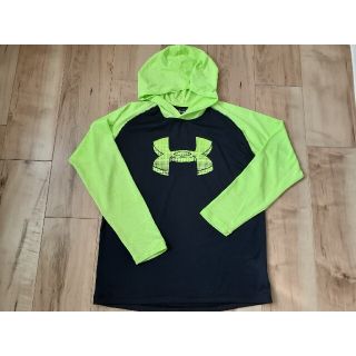 アンダーアーマー(UNDER ARMOUR)のUNDER ARMOURアンダーアーマー ヒートギアパーカー YLG150cm(Tシャツ/カットソー)