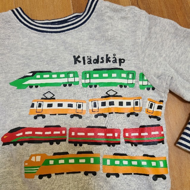 kladskap(クレードスコープ)のトレーナー　100 kladskap 　クレードスコープ キッズ/ベビー/マタニティのキッズ服男の子用(90cm~)(Tシャツ/カットソー)の商品写真