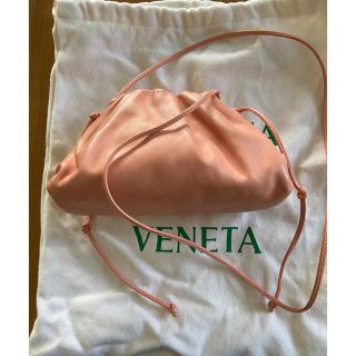 ボッテガヴェネタ(Bottega Veneta)のbottega veneta ザ　ポーチ　ミニ　サーモンピンク　美品(ショルダーバッグ)