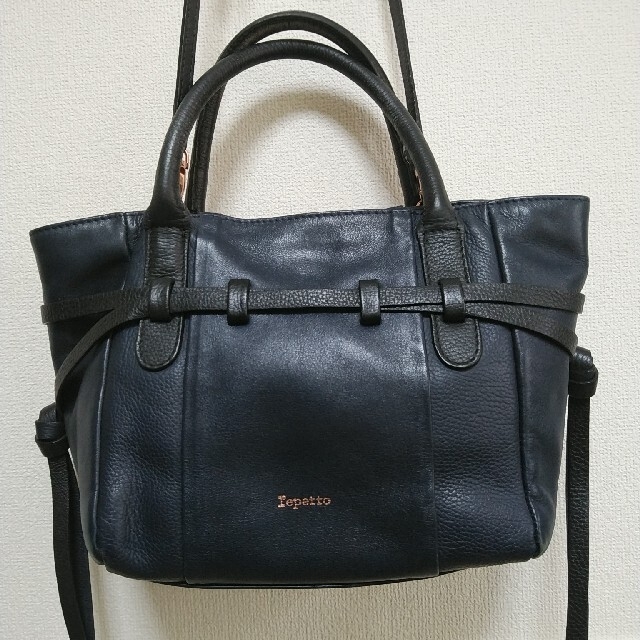 レペット repetto 2wayショルダーバッグジゼル・プティW32×H20×D9cm素材