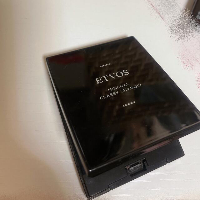 ETVOS(エトヴォス)のETVOSミネラルクラッシーアイシャドウ コスメ/美容のベースメイク/化粧品(アイシャドウ)の商品写真