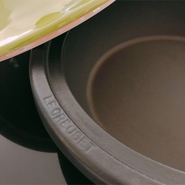 LE CREUSET(ルクルーゼ)のル・クルーゼ　タジン鍋 インテリア/住まい/日用品のキッチン/食器(鍋/フライパン)の商品写真