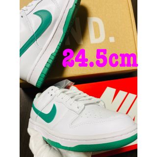 ナイキ(NIKE)の[24.5cm]Nike WMNS Dunk Low "White/Green"(スニーカー)