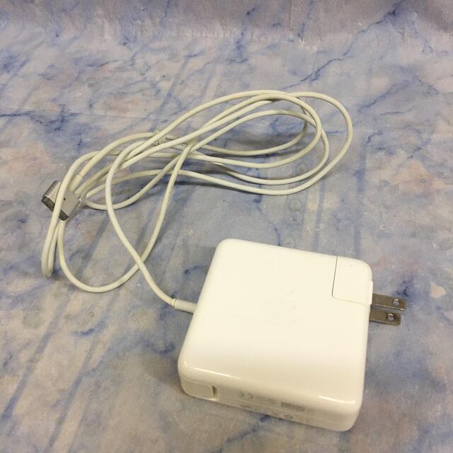 Apple(アップル)の◎Apple 85W Magsafe 2 Power Adapter◎S1639 スマホ/家電/カメラのPC/タブレット(PC周辺機器)の商品写真