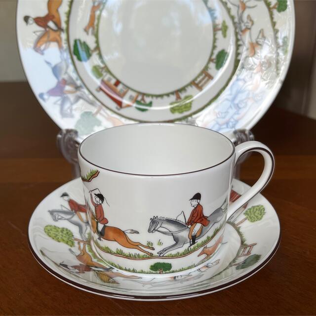 WEDGWOOD(ウェッジウッド)の【美品】ウェッジウッド★ハンティングシーン★トリオ インテリア/住まい/日用品のキッチン/食器(食器)の商品写真