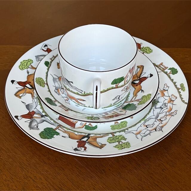 WEDGWOOD(ウェッジウッド)の【美品】ウェッジウッド★ハンティングシーン★トリオ インテリア/住まい/日用品のキッチン/食器(食器)の商品写真