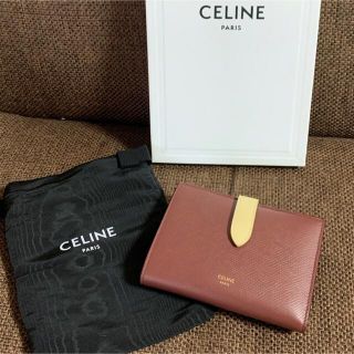 セリーヌ(celine)のCELINE ストラップウォレット(財布)