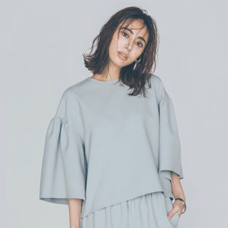 バーニーズニューヨーク(BARNEYS NEW YORK)の専用☆ヨーコチャン　フレアスリーブブラウス　YOKOCHAN(シャツ/ブラウス(半袖/袖なし))