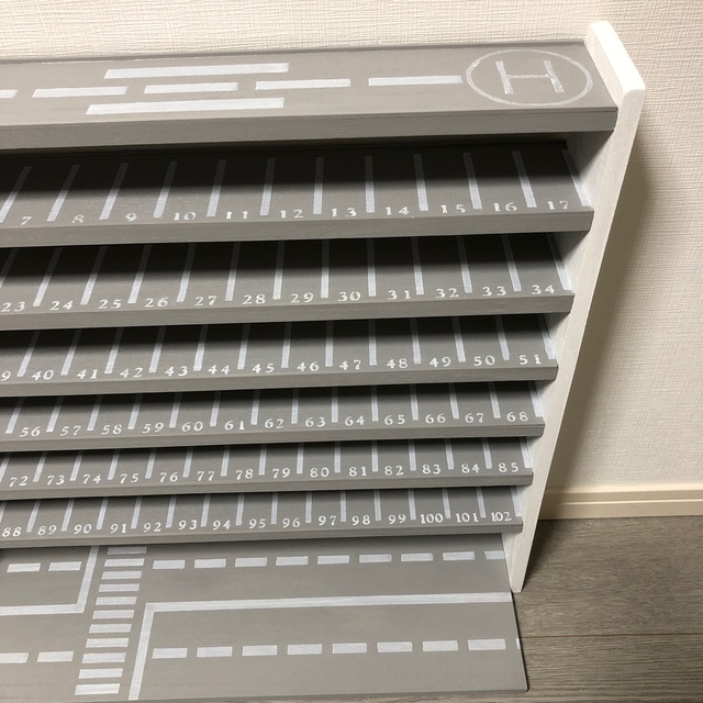 専用トミカ棚 8段の通販 by rivers.310's shop|ラクマ