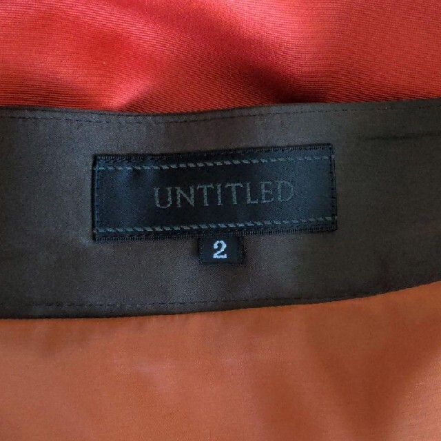 UNTITLED(アンタイトル)のUNTITLED　アンタイトル　膝丈スカート　台形スカート レディースのスカート(ひざ丈スカート)の商品写真