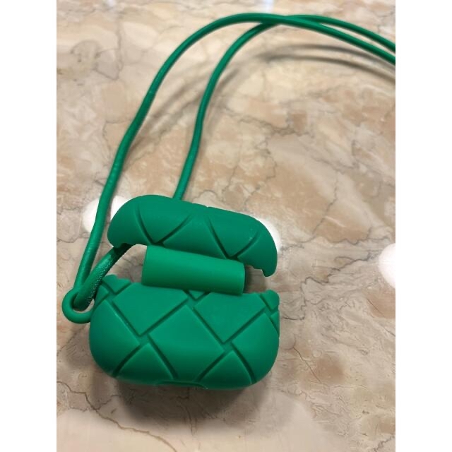 bottega veneta airpods pro ケースApple