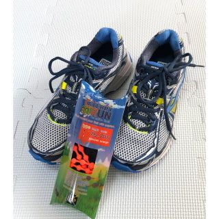 Brooks - ☆新品☆ブルックスシューズ 23cmの通販 by モモ｜ブルックス ...