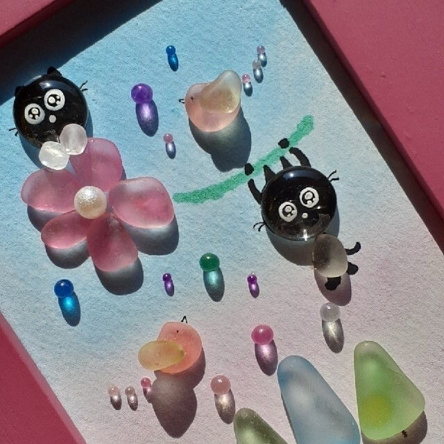 誠実 シーグラスアート 良質 『お空を飛ぶ２匹の黒猫ちゃん』 アート+ 