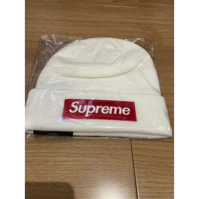 Supreme(シュプリーム)のSupreme New Era® Box Logo Beanie "White" メンズの帽子(ニット帽/ビーニー)の商品写真