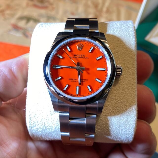 ROLEX(ロレックス)のロレックス オイスターパーペチュアル 277200 コーラルレッド31 新品 レディースのファッション小物(腕時計)の商品写真
