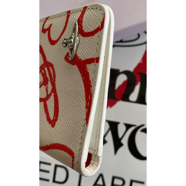 Vivienne Westwood(ヴィヴィアンウエストウッド)のｳﾞｨｳﾞｨｱﾝｳｴｽﾄｳｯﾄﾞ☆スマホケース スマホ/家電/カメラのスマホアクセサリー(iPhoneケース)の商品写真