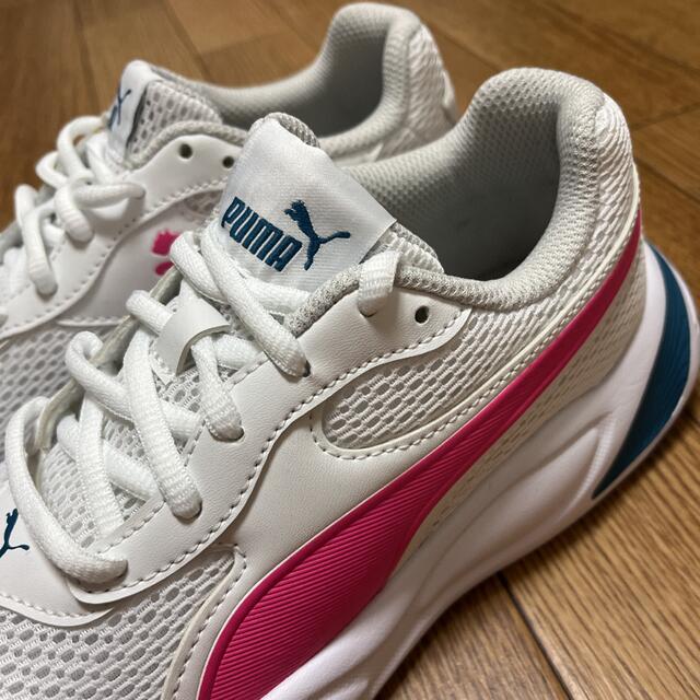 PUMA(プーマ)のプーマ 90s Runner Mesh Jr 372926-06 22.5cm キッズ/ベビー/マタニティのキッズ靴/シューズ(15cm~)(スニーカー)の商品写真