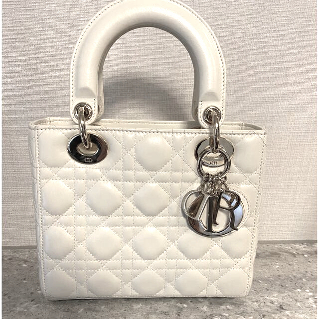 Christian Dior(クリスチャンディオール)のminoir様専用　レディディオール　♡  ホワイト レディースのバッグ(ハンドバッグ)の商品写真